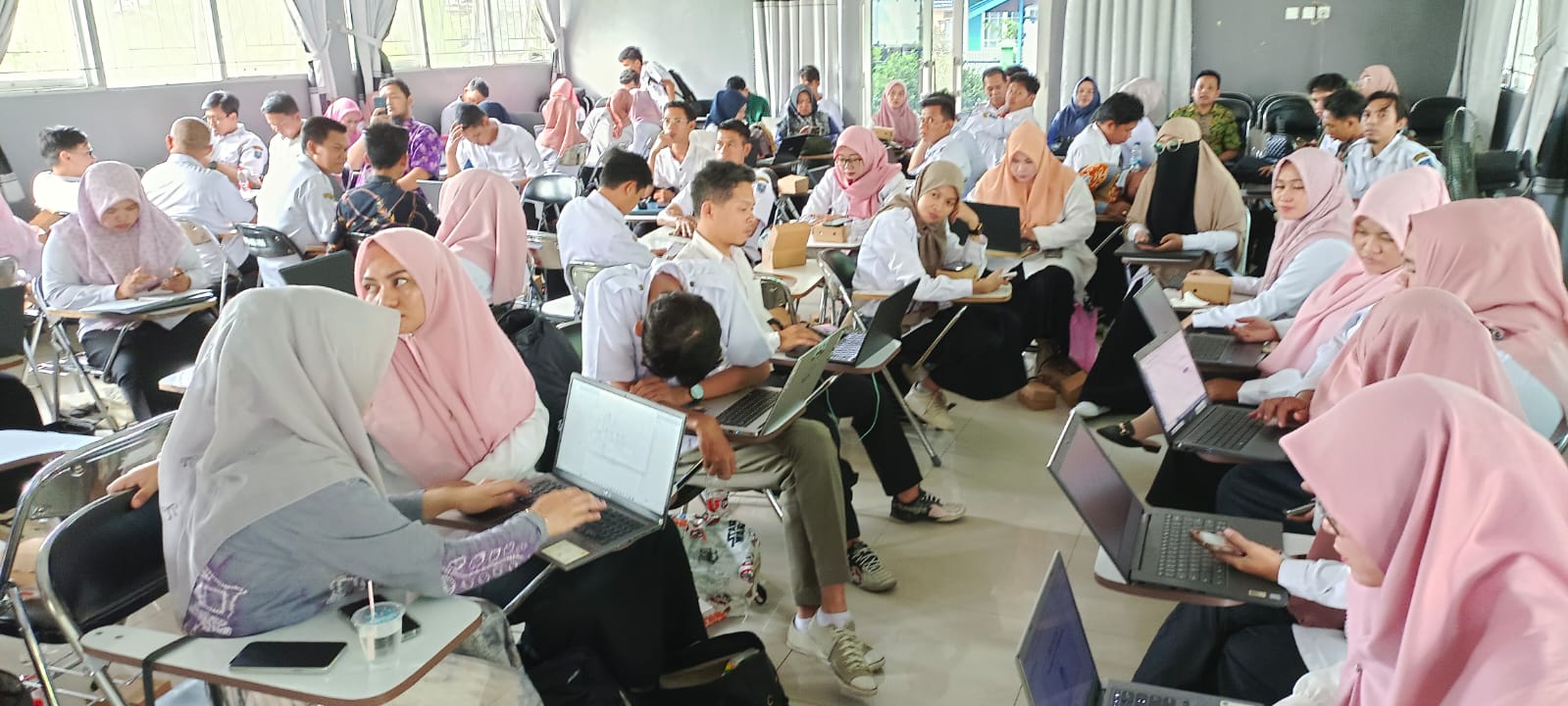 Bimtek Pembuatan Web Sekolah SD